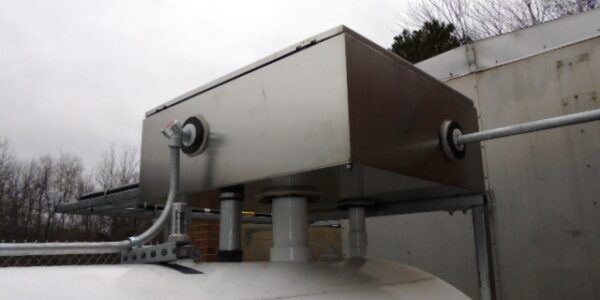 Rockford, Michigan: Fuel Tank Installation